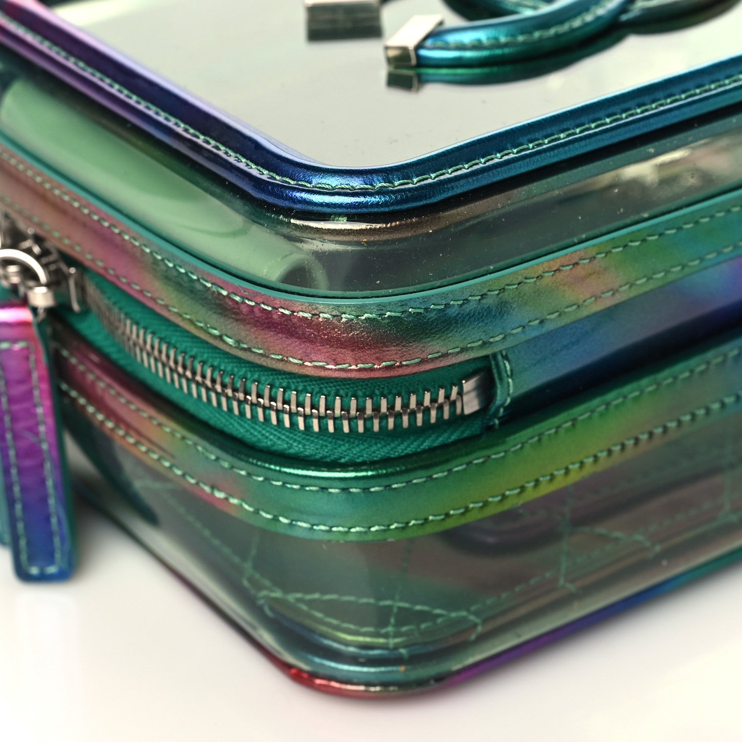 Chanel PVC Patent Calfskin Patent Lambskin Small CC Vanity Case Green 8 of 9