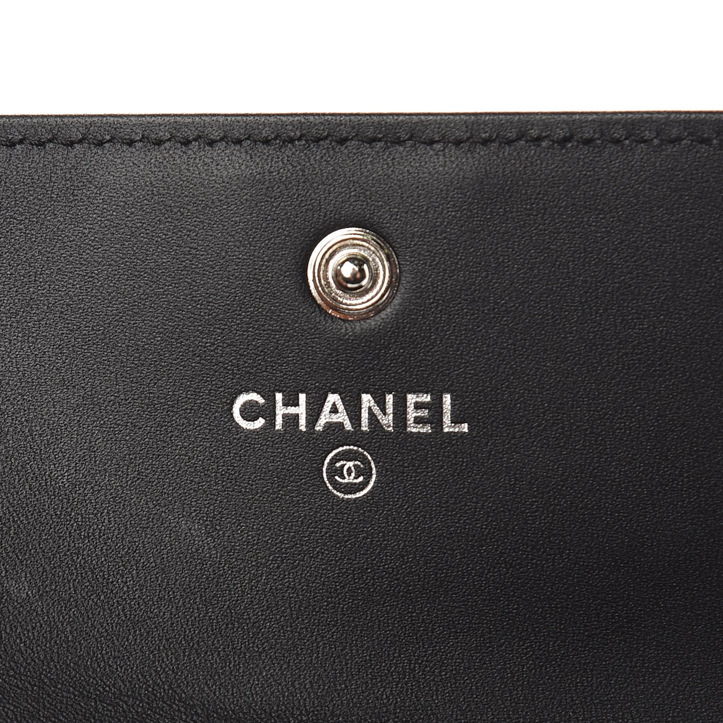 Caviar Quilted Medium Boy Flap Wallet Black