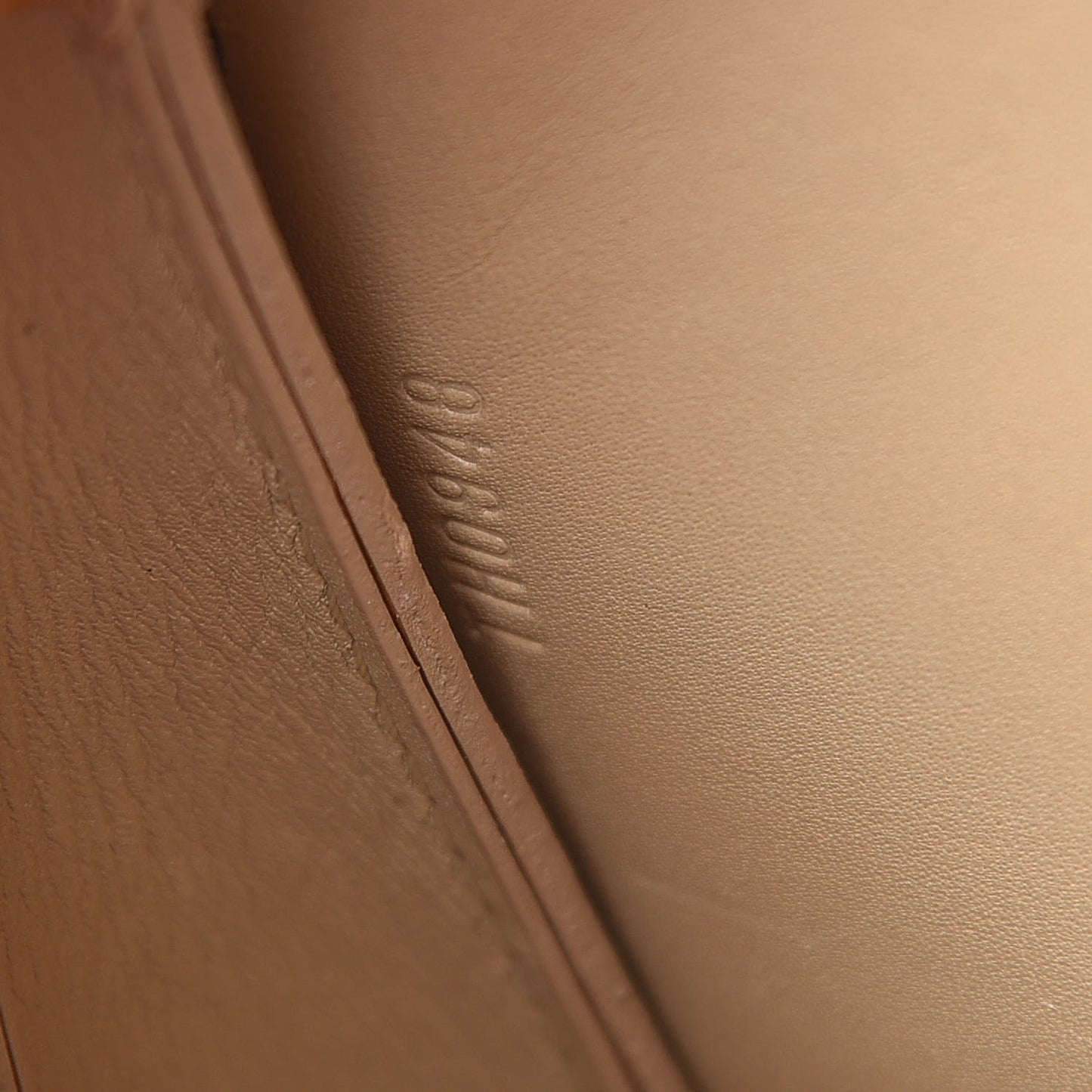 Vernis Lexington Pochette Beige