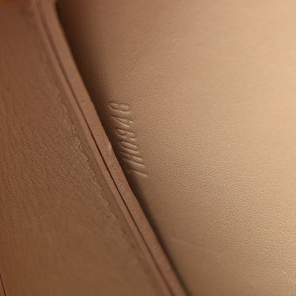 Louis Vuitton Vernis Lexington Pochette Beige 9 of 16