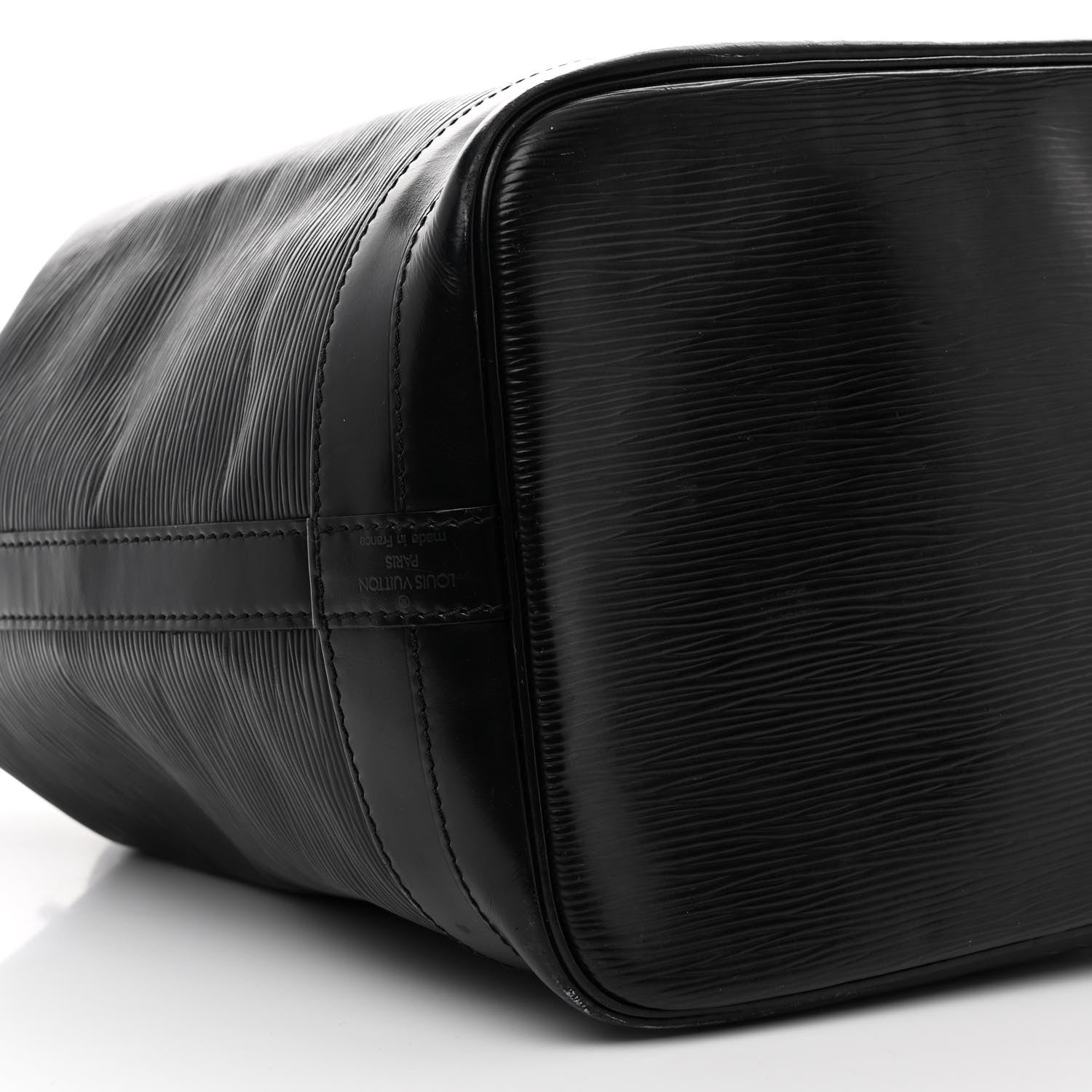 Louis Vuitton Epi Noe Black 8 of 13