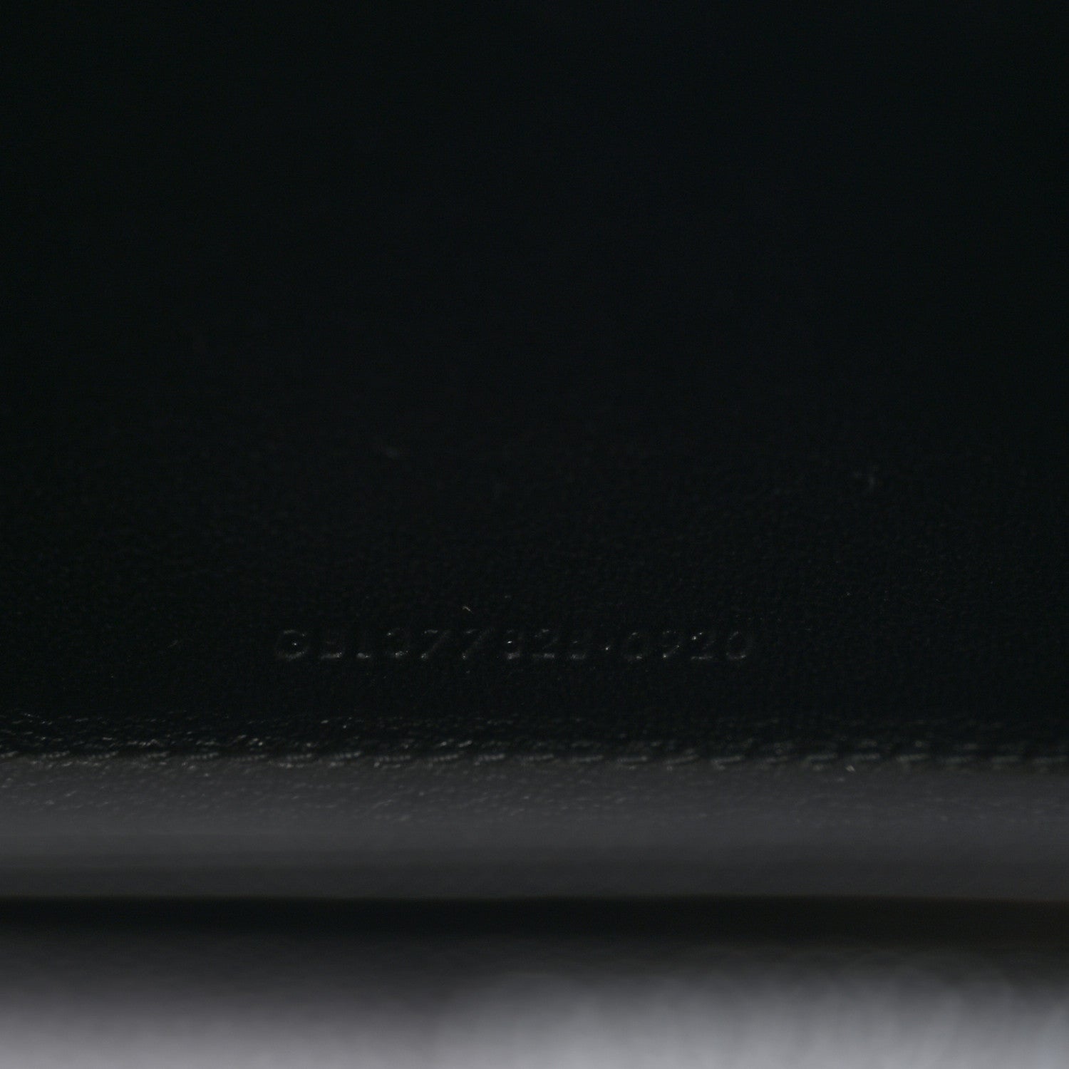 Saint Laurent Grain De Poudre Matelasse Chevron Monogram Chain Wallet Black Black 7 of 12