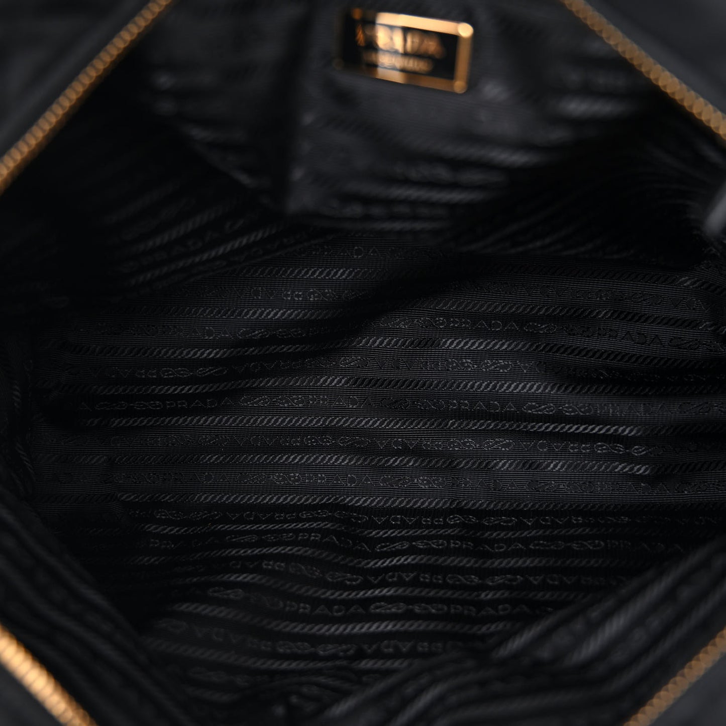 Re-Nylon Impuntu Quilted Re-Edition 1995 Chaine Medium Tote Bag Black