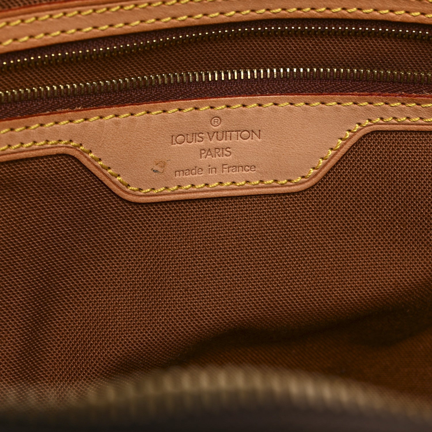 Louis Vuitton Monogram Cabas Mezzo 6 of 12
