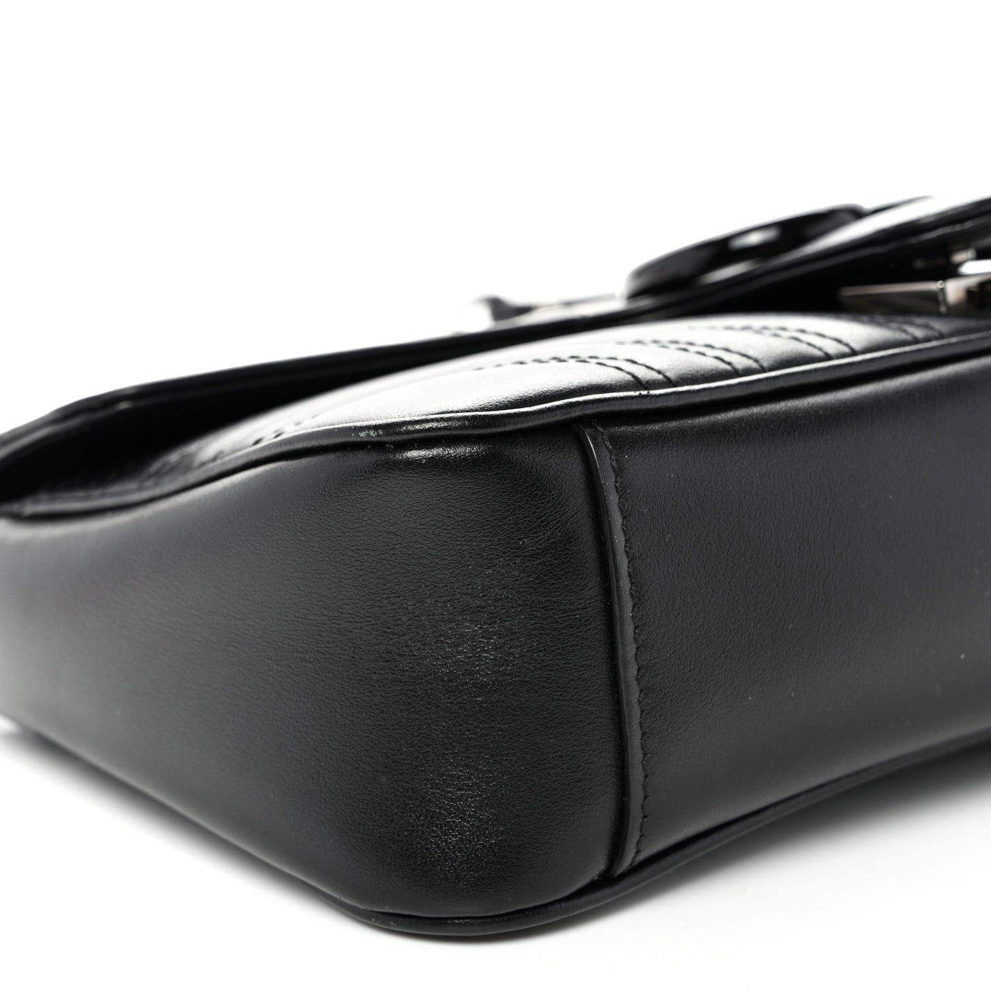 Calfskin Matelasse Monochrome Small GG Marmont Shoulder Bag Black
