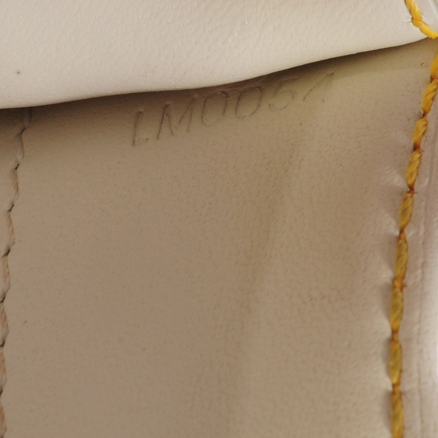 Louis Vuitton Suhali Le Talentueux White 5 of 7
