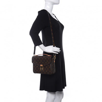 Louis Vuitton Monogram Pochette Metis 2 of 10