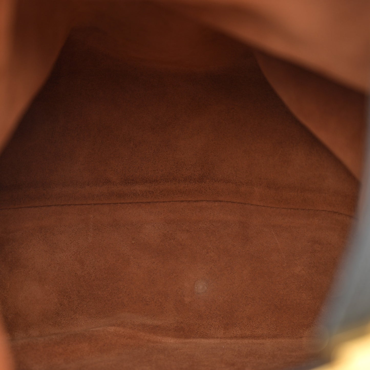 Grained Calfskin Low Key Hobo MM Black