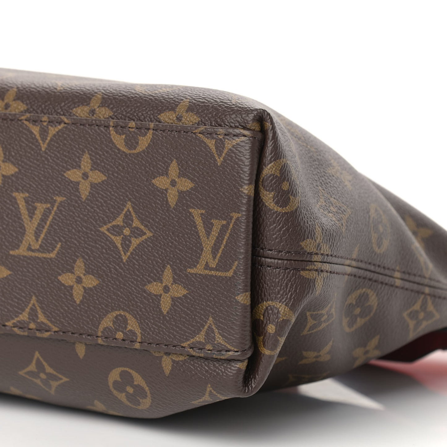 Monogram Tuileries Besace Caramel Rouge