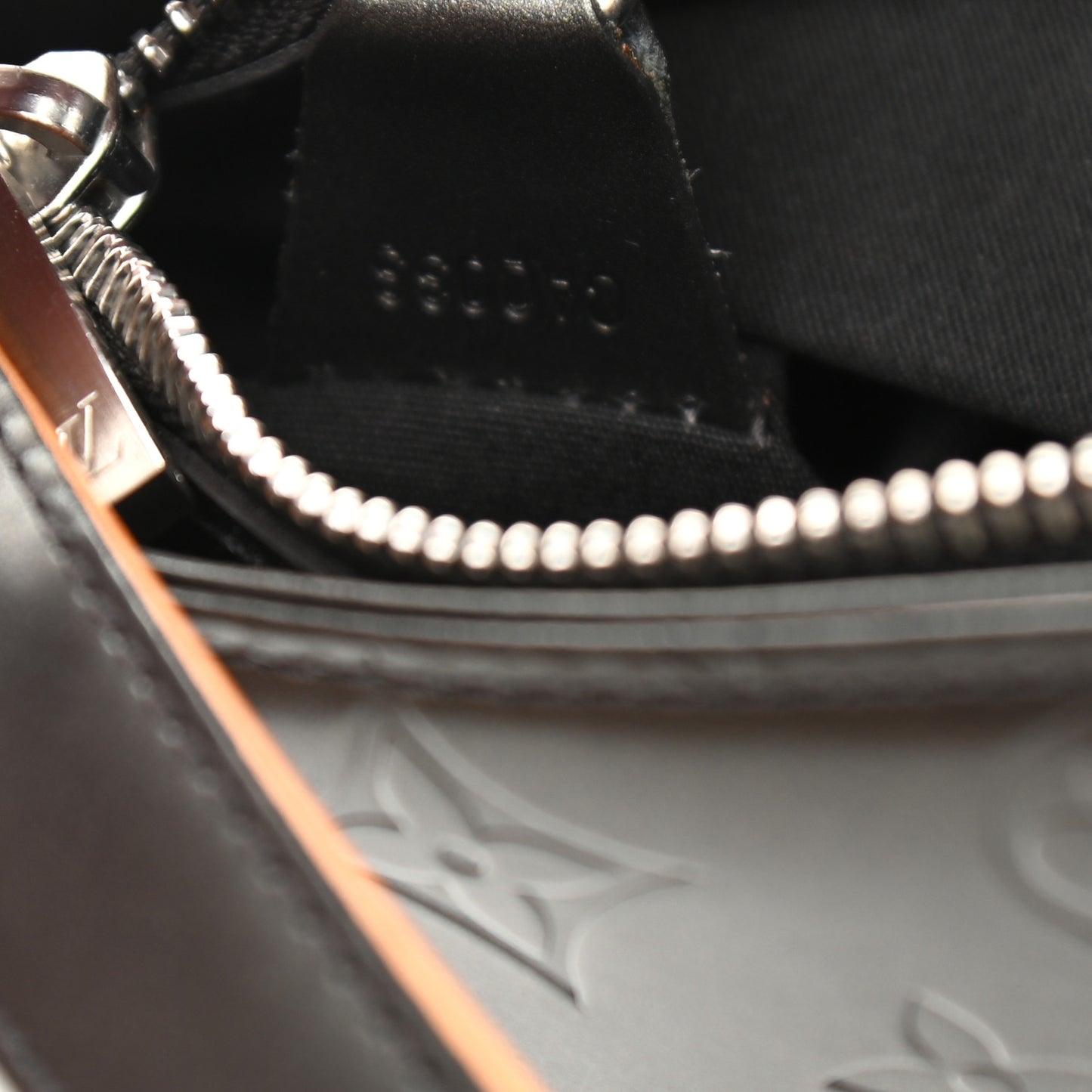 Mat Monogram Allston Black