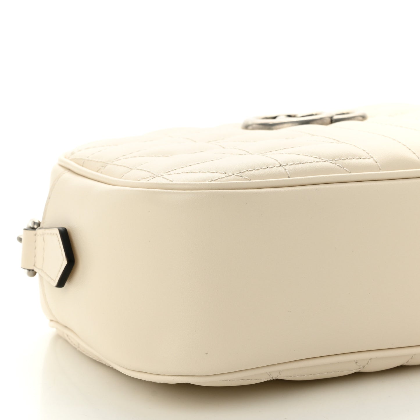 Calfskin Matelasse Aria Small GG Marmont Chain Shoulder Bag Mystic White