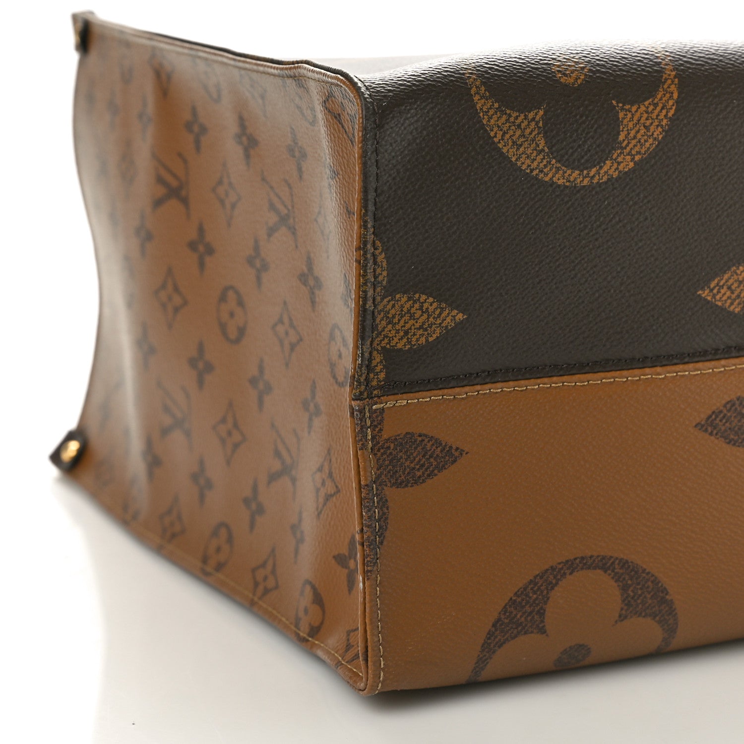 Louis Vuitton Reverse Monogram Giant Onthego GM 8 of 12