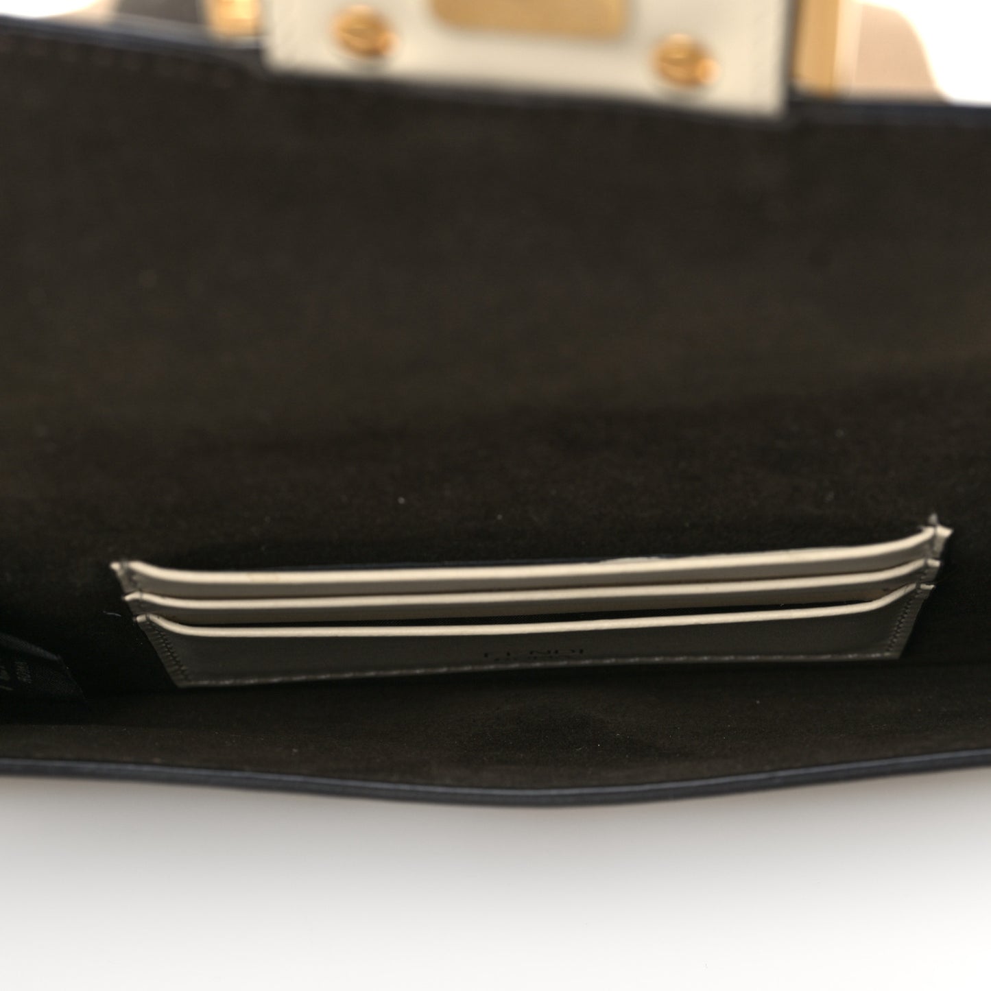 Vitello King Mini Flat Baguette Beige