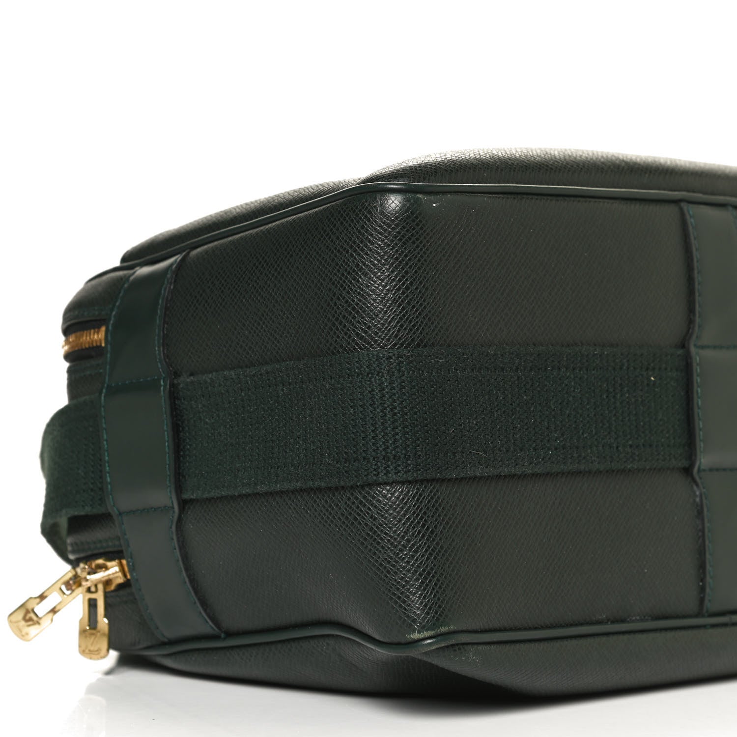 Louis Vuitton Taiga Reporter Messenger Epicea 7 of 11