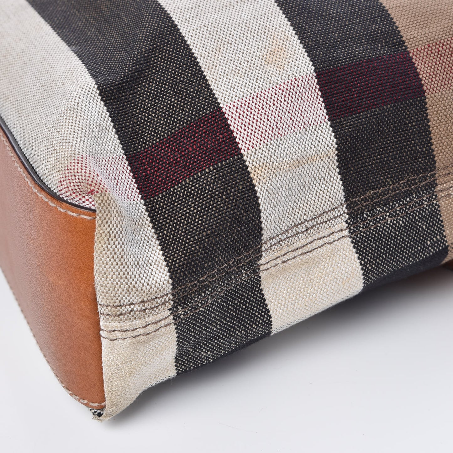 Canvas Mega Check Medium Tottenham Brit Tote Saddle Brown