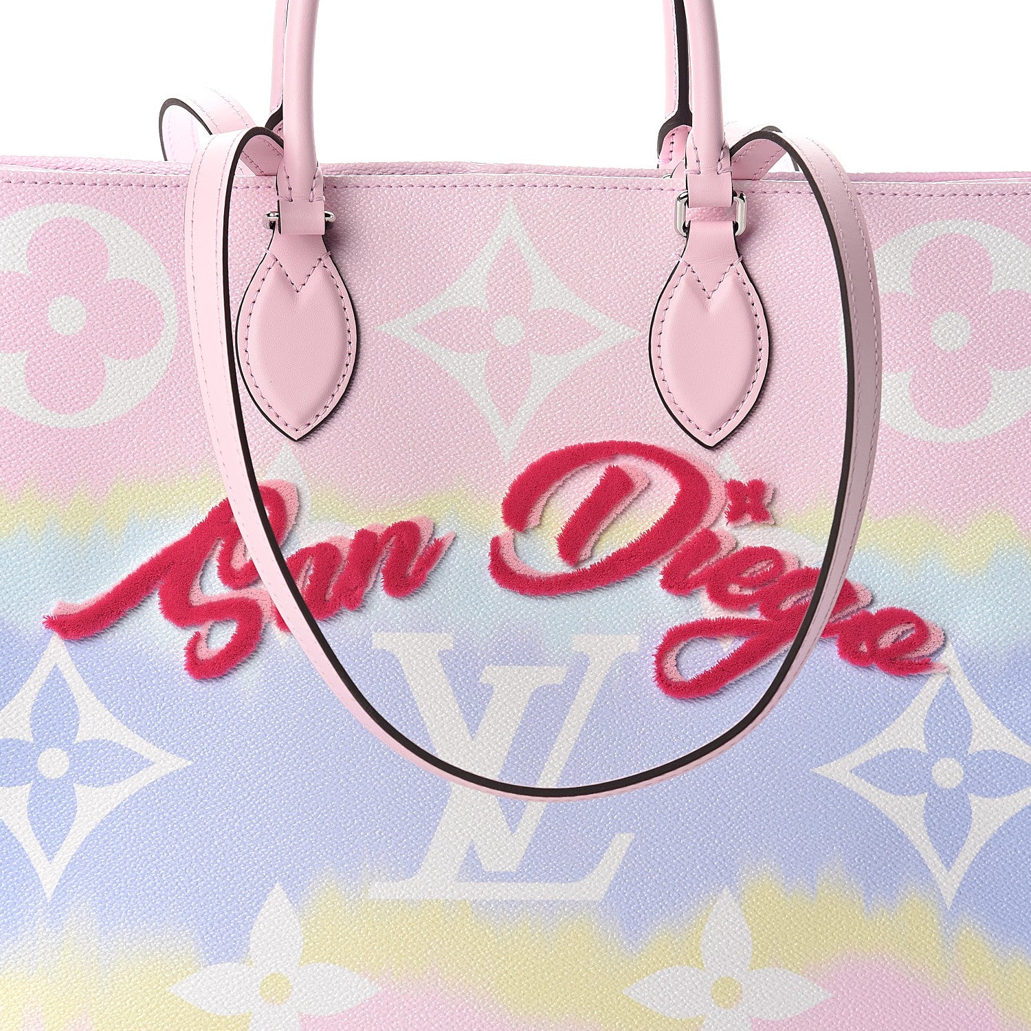 Louis Vuitton Monogram Escale San Diego Onthego GM Pastel 7 of 9