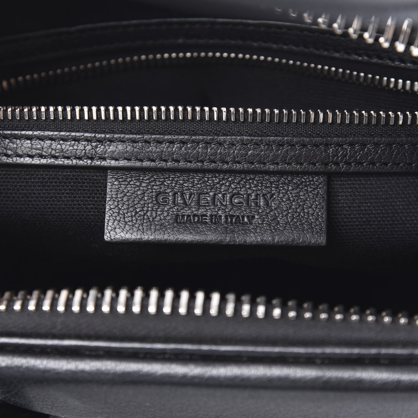 Sugar Goatskin Small Antigona Black