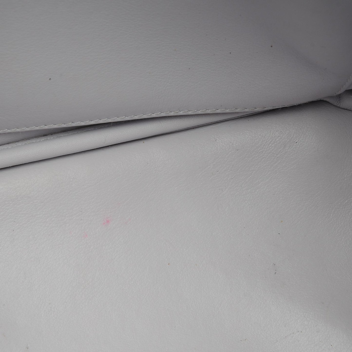 Bullcalf Medium Diorissimo Light Green