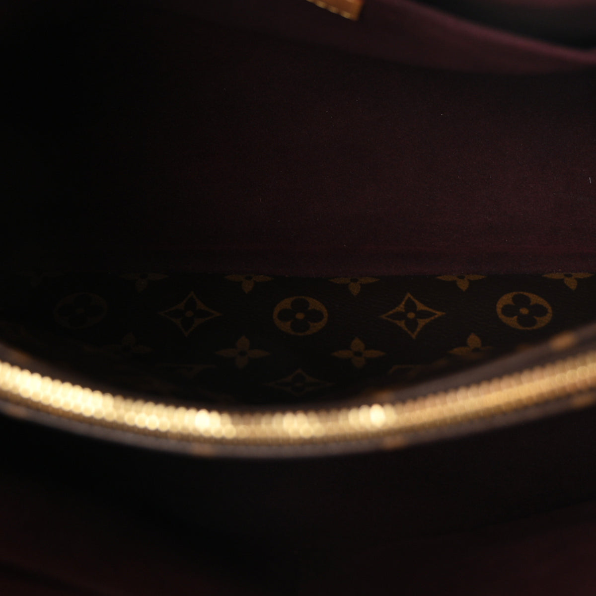 Louis Vuitton Monogram Montaigne GM 5 of 10