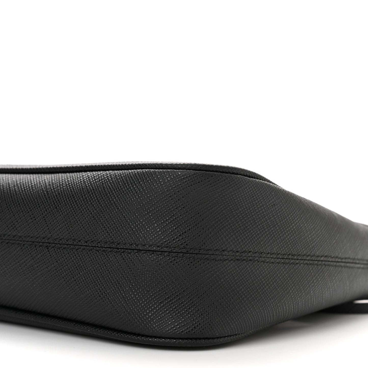 Saffiano Lux Re-Edition 2005 Shoulder Bag Black