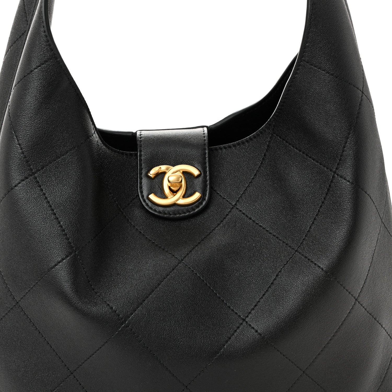 Chanel Shiny Lambskin Quilted Medium Hobo Black 18 of 21