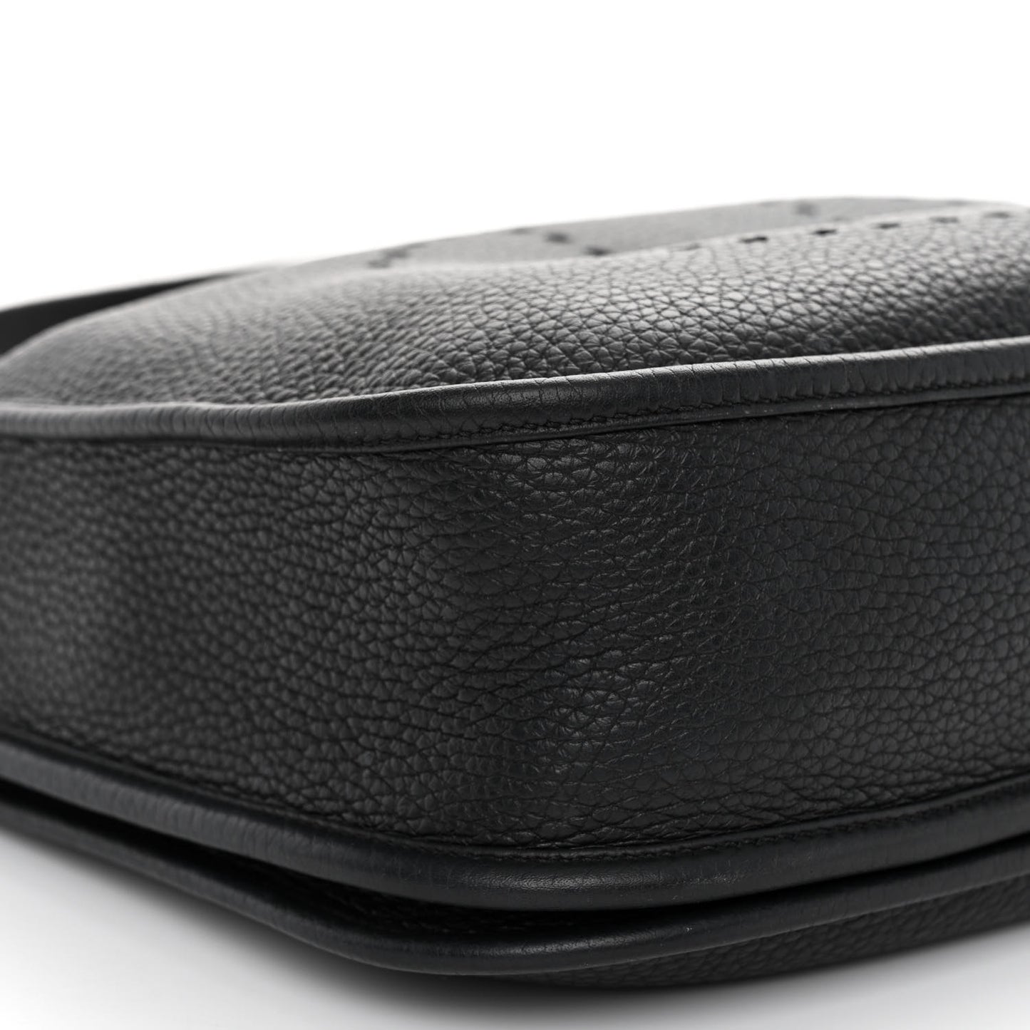 Taurillon Clemence Evelyne III PM Black