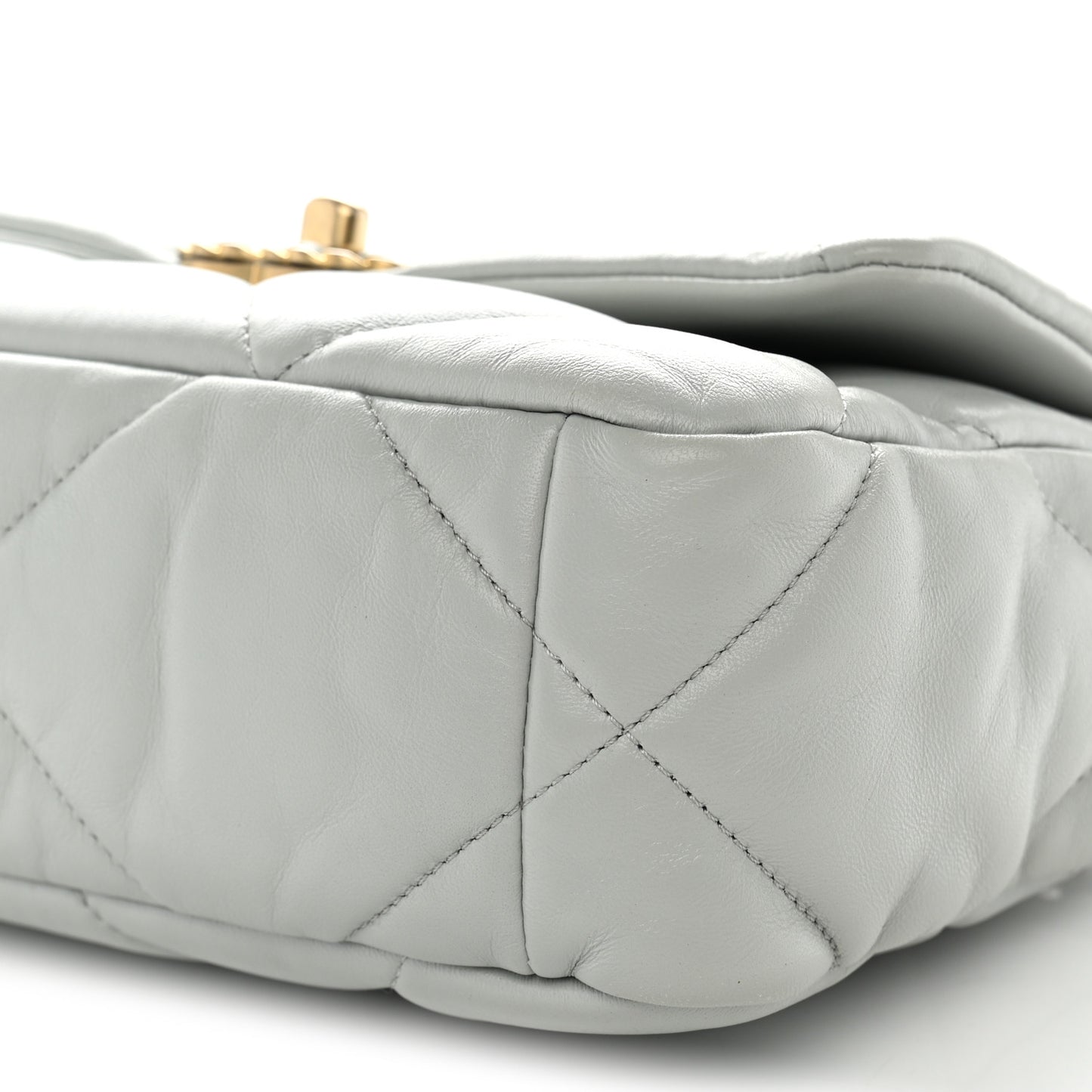 Lambskin Quilted Medium Chanel 19 Flap Grey