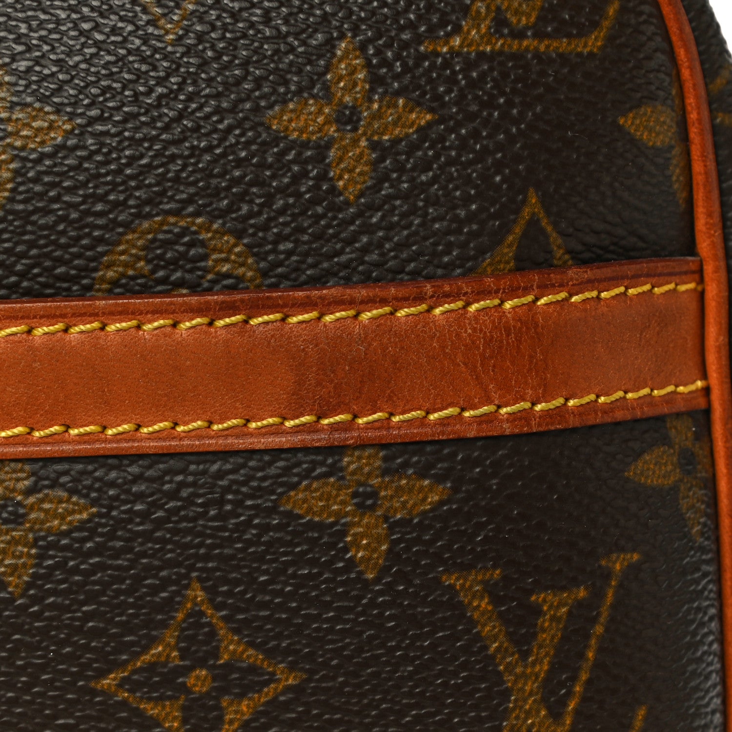 Louis Vuitton Monogram Reporter PM 12 of 15