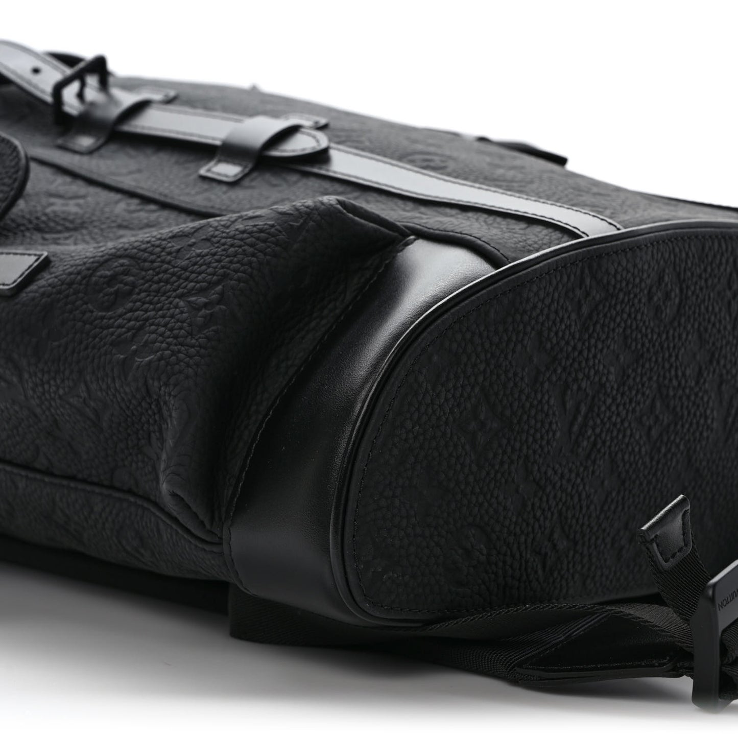 Taurillon Monogram Christopher MM Backpack Black