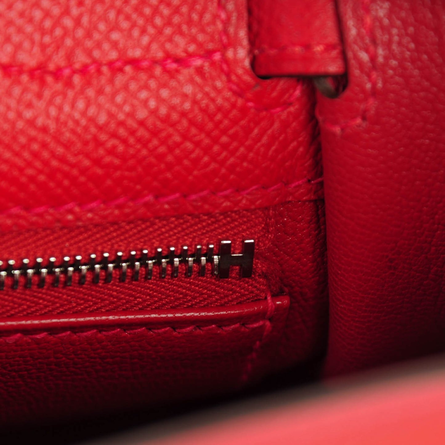 Epsom Kelly Sellier 32 Rouge Casaque