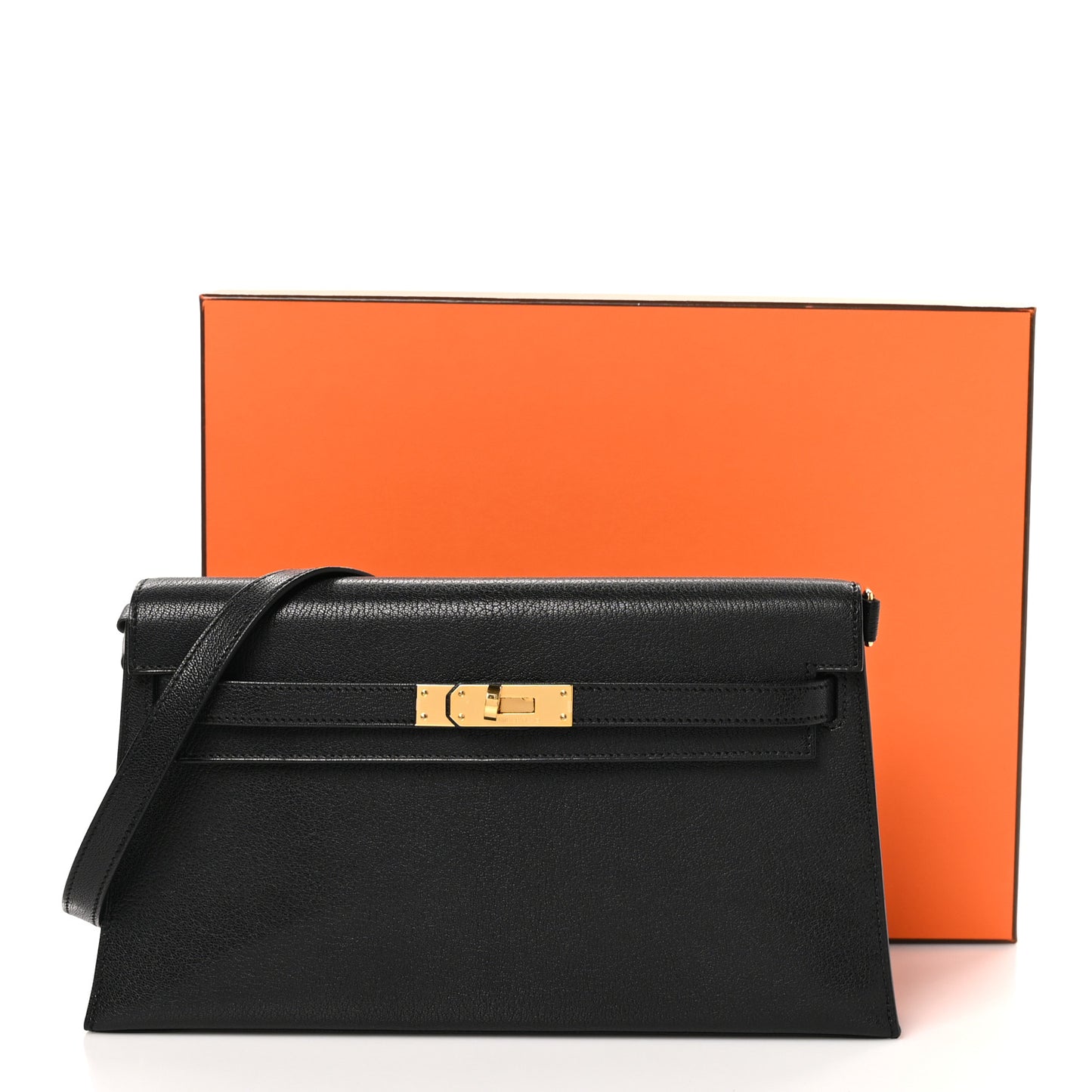Chevre Chamkila Kelly Elan Black