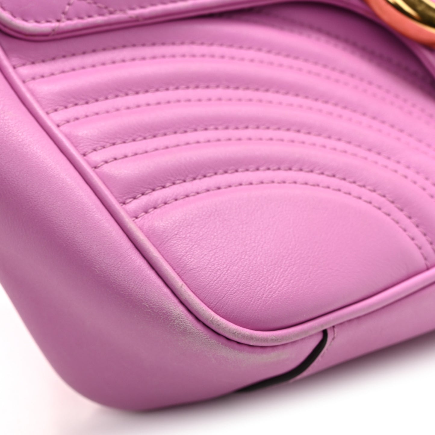 Calfskin Matelasse Medium GG Marmont Shoulder Bag Candy Mousse