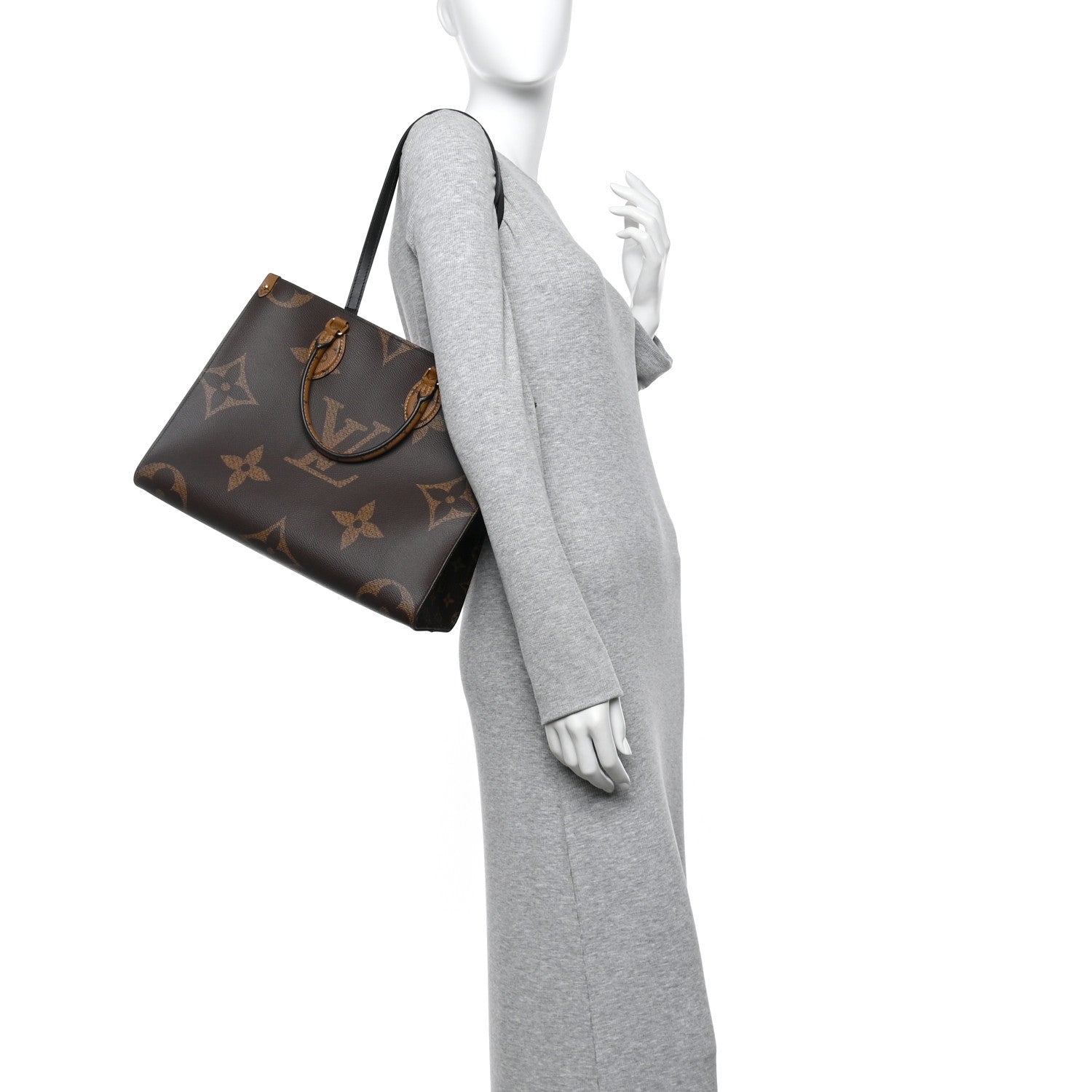 Louis Vuitton Reverse Monogram Giant Onthego MM 2 of 10