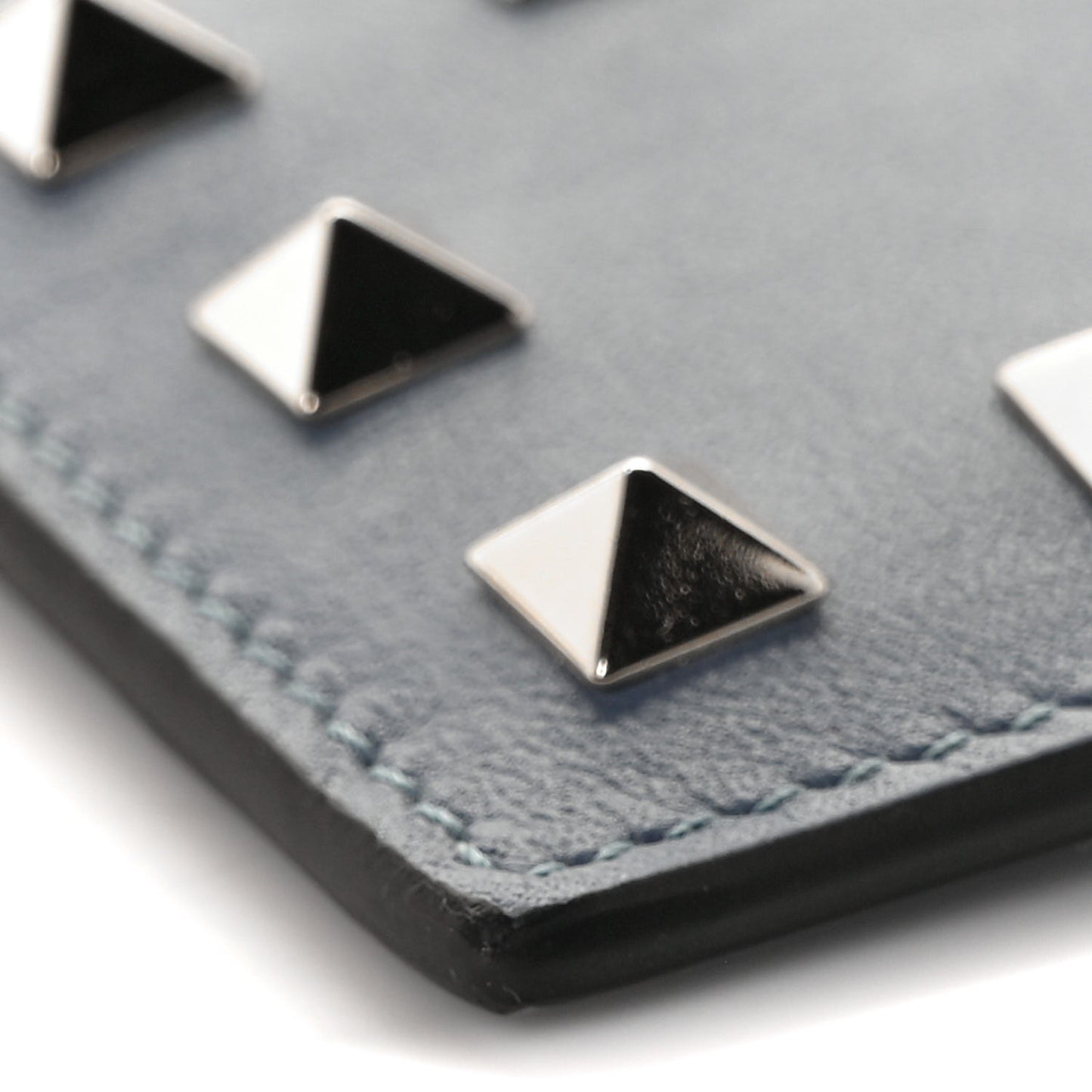 Vitello Rockstud Card Holder Niagara
