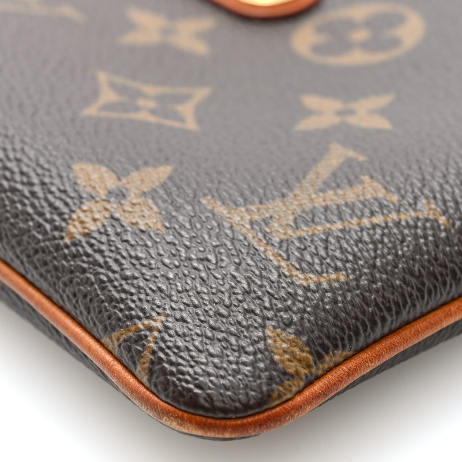 Louis Vuitton Monogram Pochette Milla MM 9 of 9