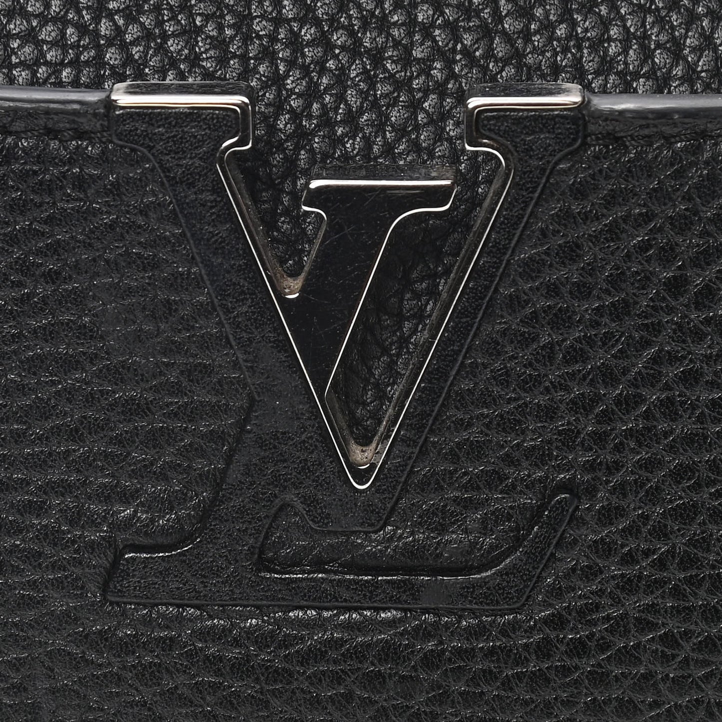 Taurillon Capucines Black