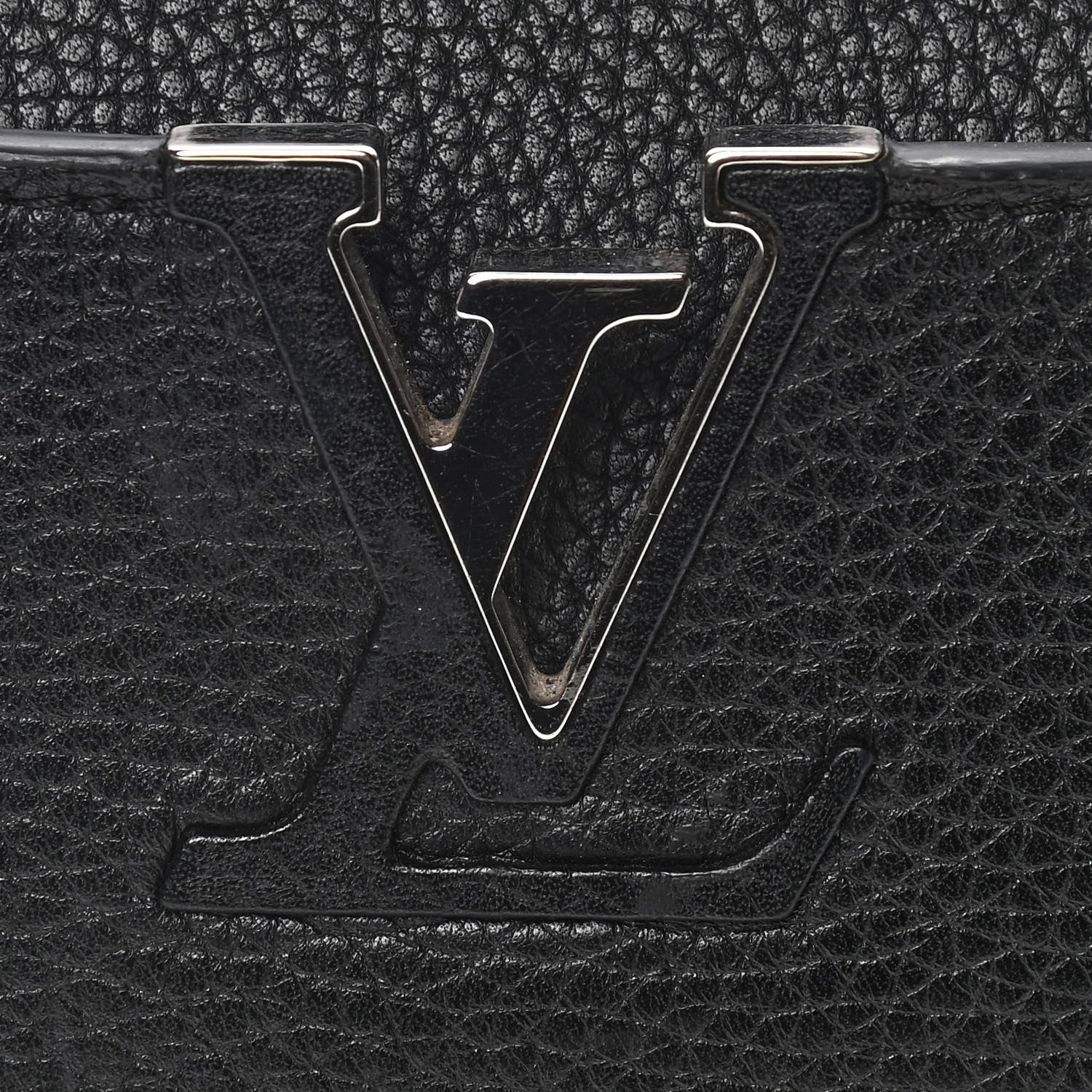 Louis Vuitton Taurillon Capucines Black 6 of 17