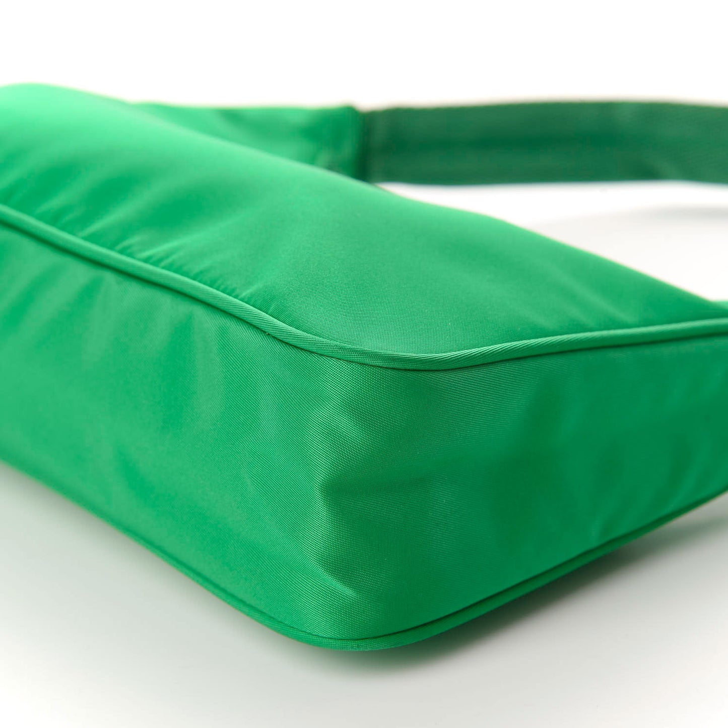 Tessuto Nylon Mini Re-Edition 2000 Bag Menta
