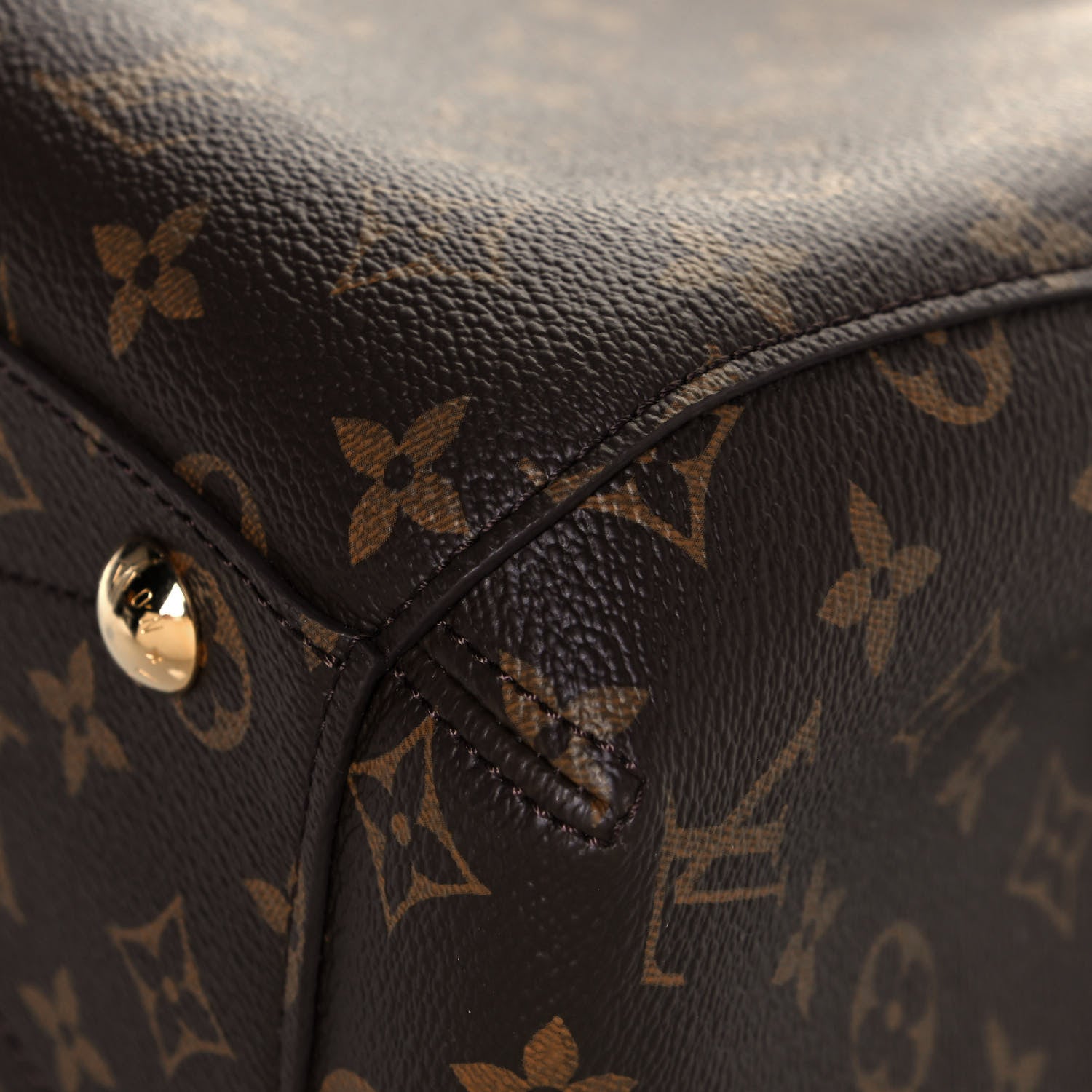 Louis Vuitton Monogram Montaigne MM 11 of 11