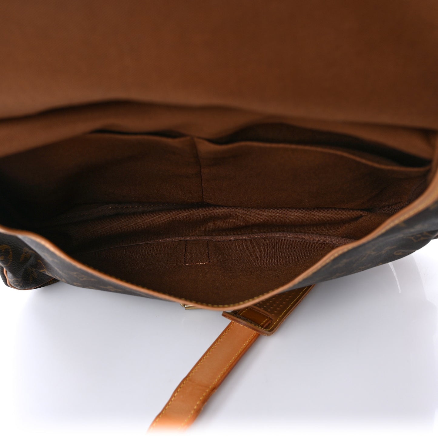 Monogram Saumur 35
