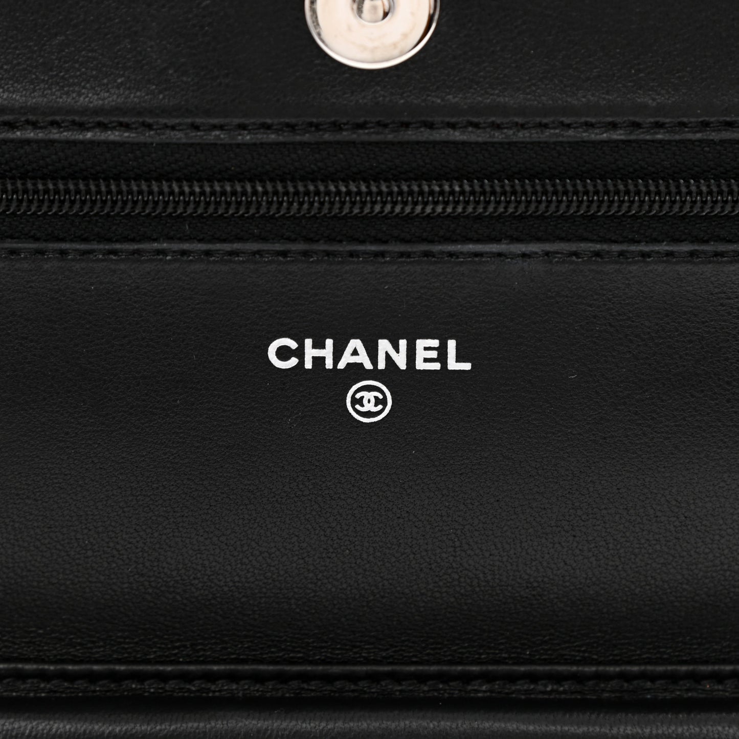 Lambskin Quilted Wallet On Chain WOC Black