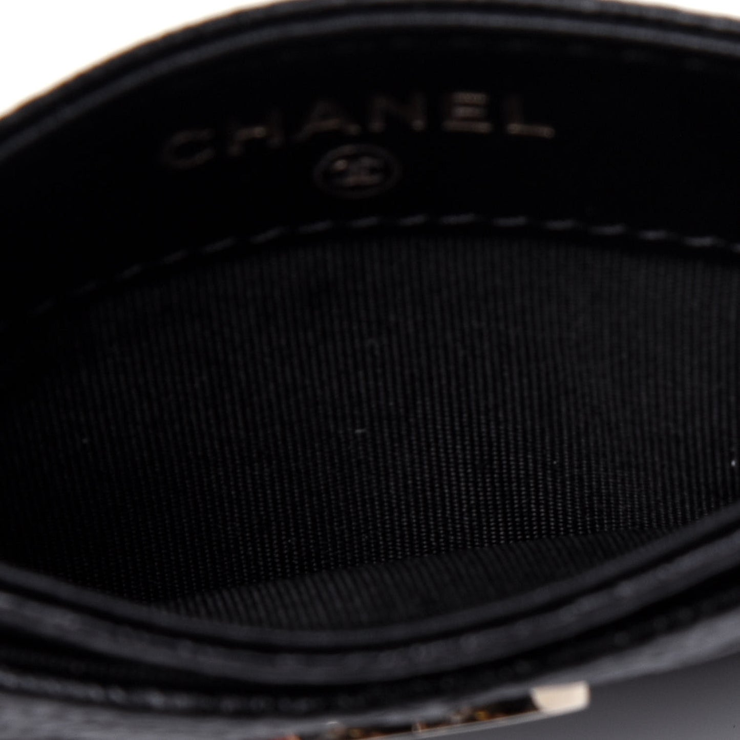 Calfskin Camellia Embossed Quilted Card Holder Black