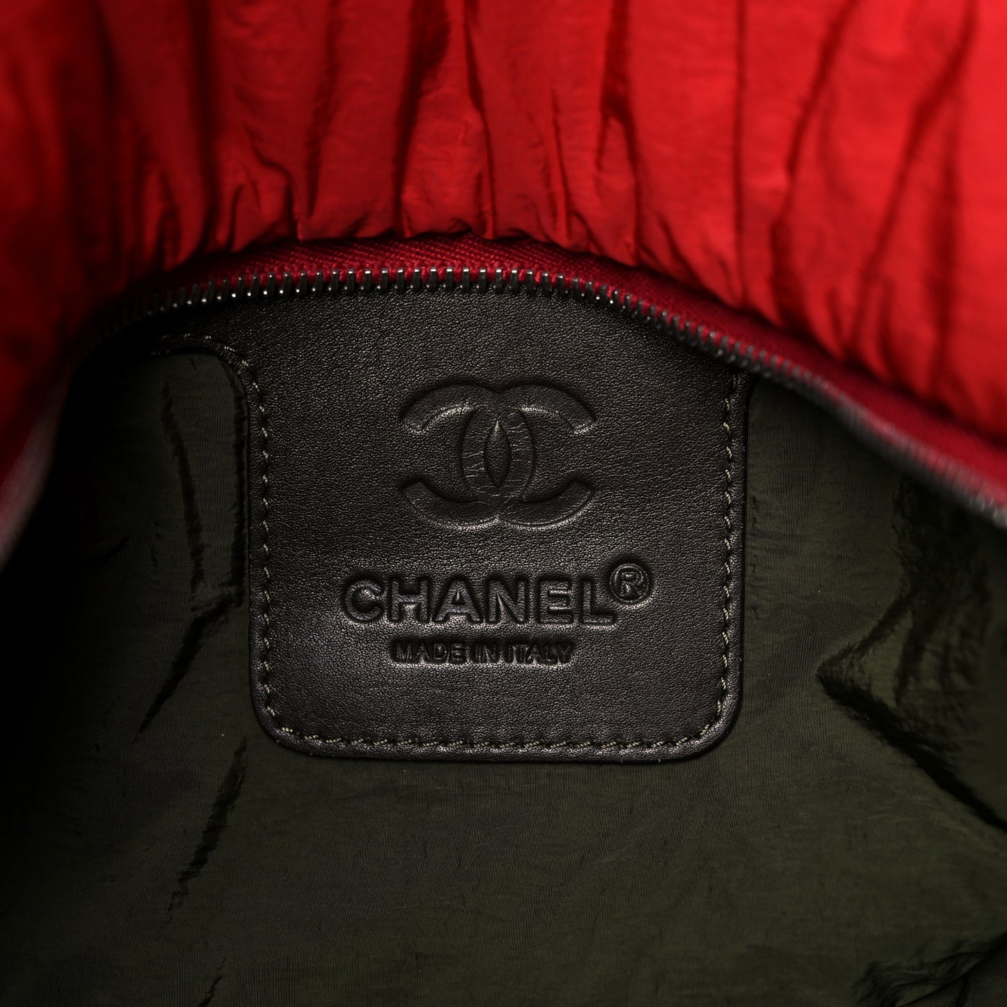 Nylon Quilted Medium Coco Cocoon Tote Red