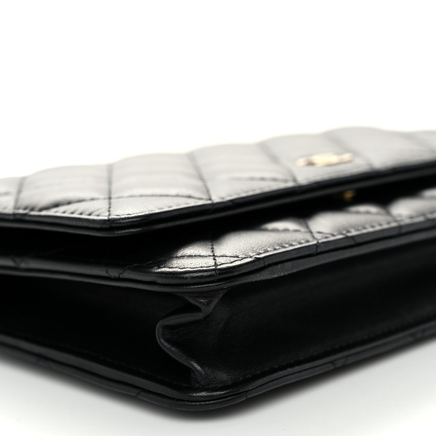 Lambskin Quilted Wallet On Chain WOC Black