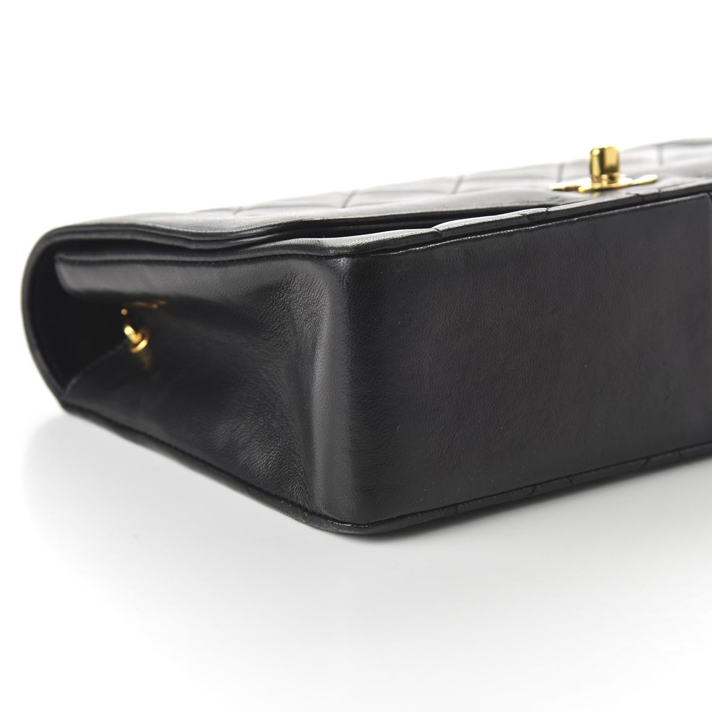 Lambskin Quilted Medium Single Flap Black