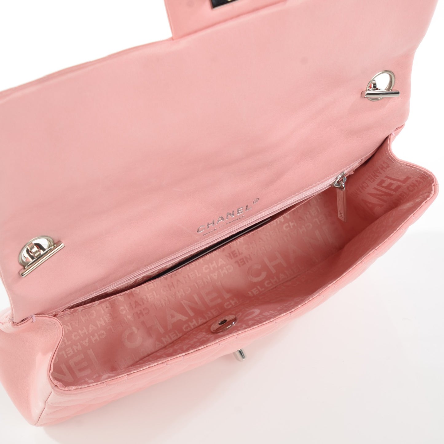 Lambskin Medium Heart Valentine Flap Pink