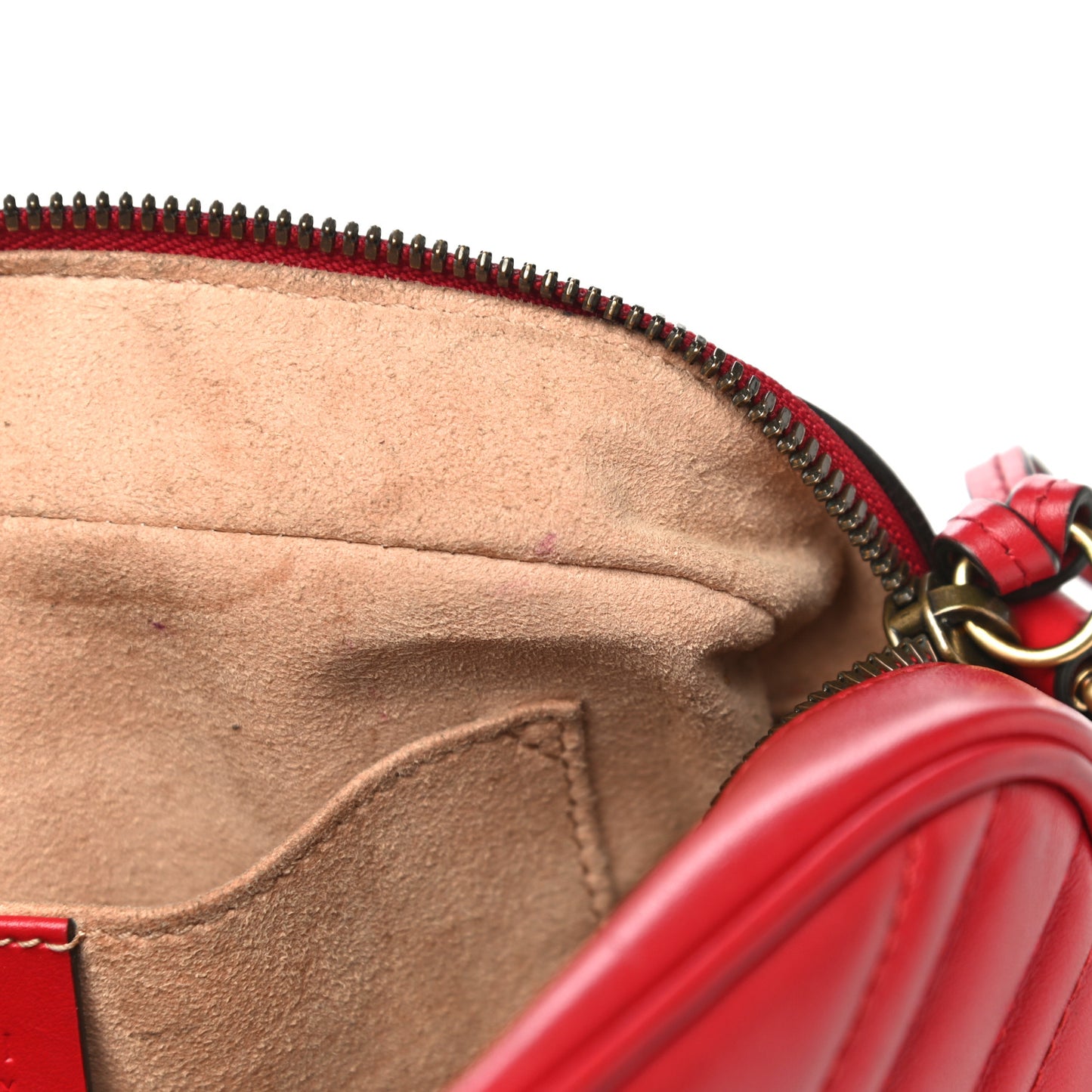 Calfskin Matelasse Small GG Marmont Chain Shoulder Bag Hibiscus Red