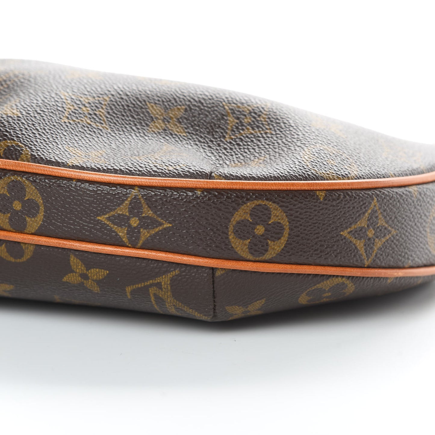 Monogram Croissant PM