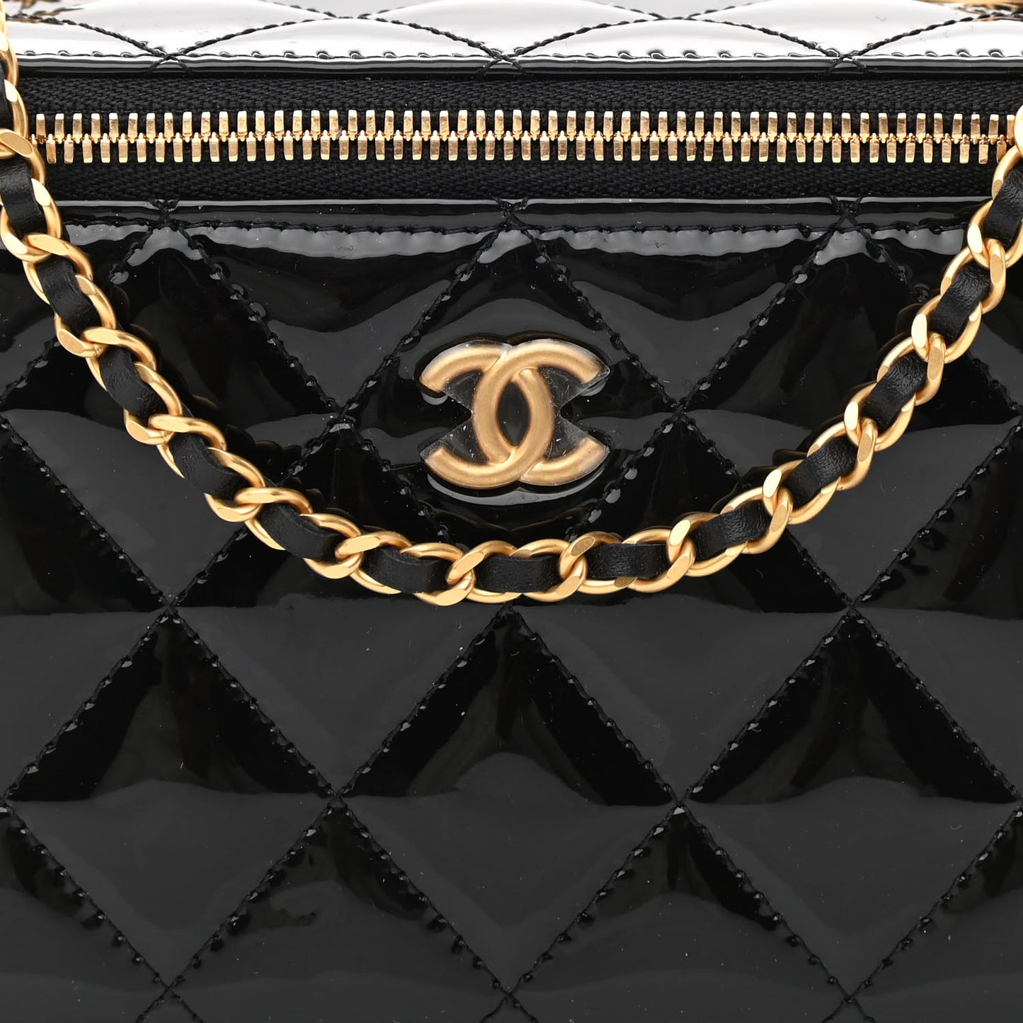 Patent Enamel Quilted Small Coco Hearts Vanity Case With Chain Black
