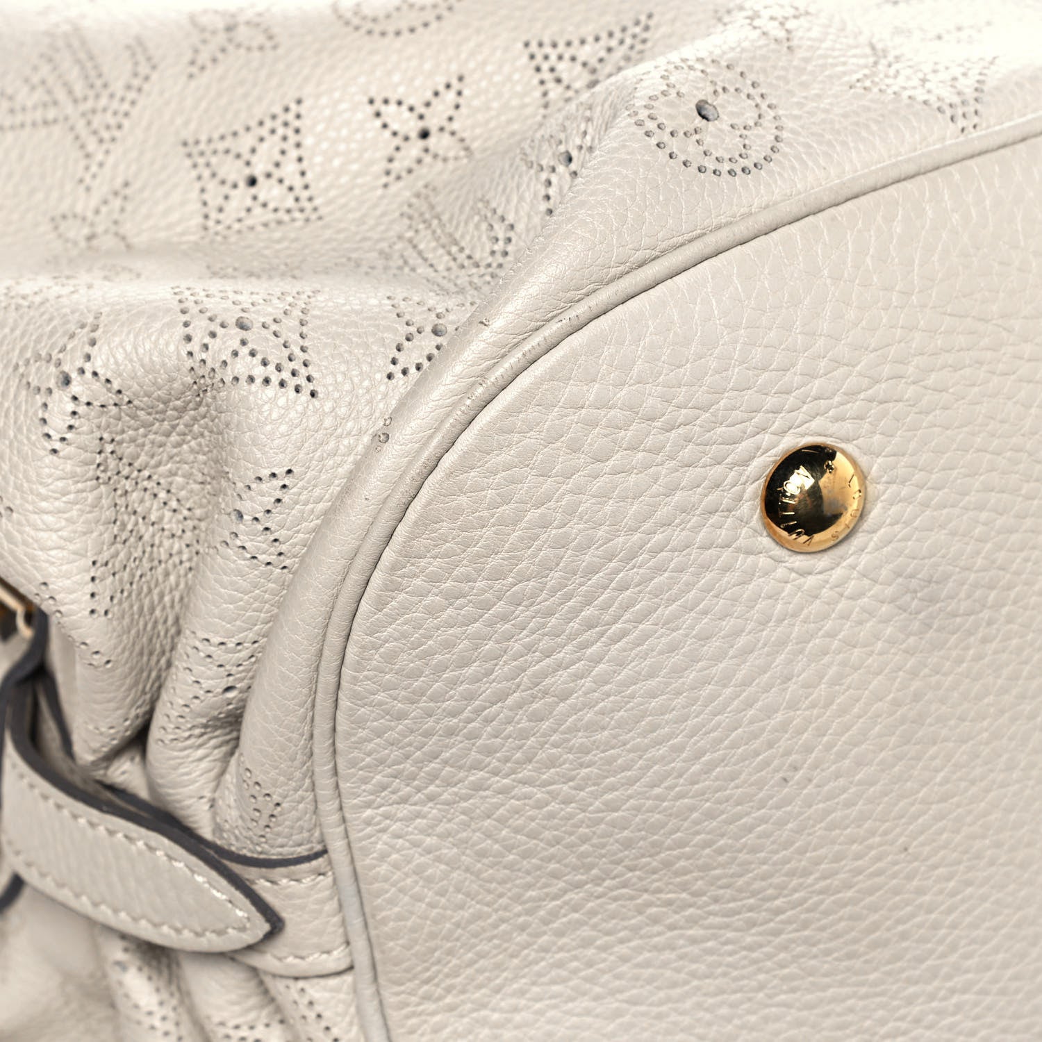 Louis Vuitton Mahina XL White 10 of 15